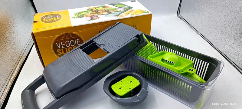 Vegetable cutter chopper and slicer.(6 in 1)                                              Free delivery all over KSA